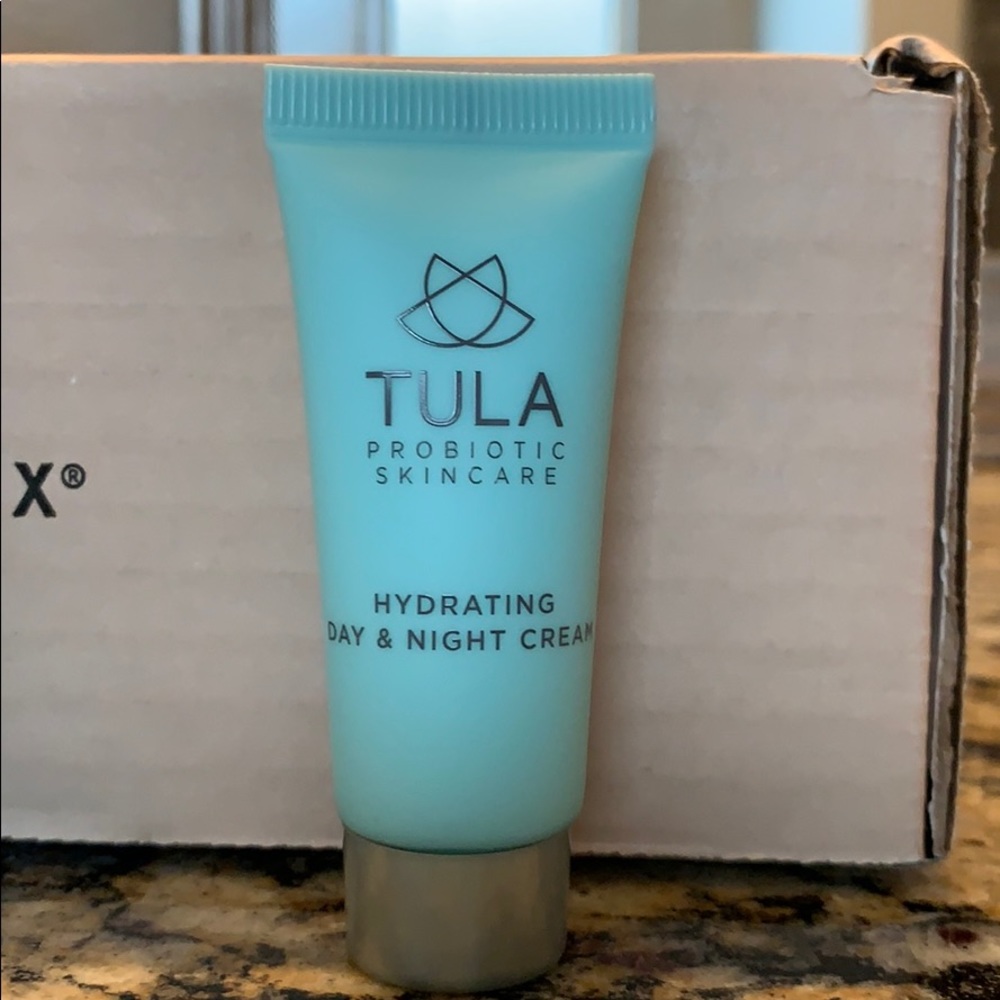 New 2 piece Tula skincare bundle - Picture 2 of 3